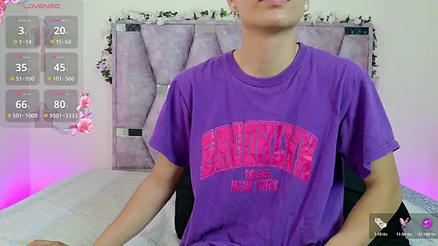 lana and liam  online show from November 27, 2025, 9:22 am