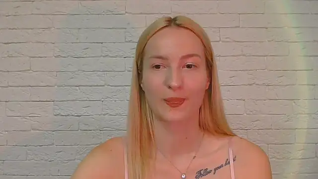 Snapshot of Alice_Sweet_01 chatting on June 17, 2026, 8:21 pm Alice Sweet 01 online show from June 17, 2026, 8:21 pm