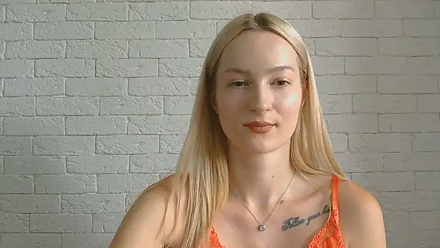 Snapshot of Alice_Sweet_01 chatting on July 7, 2026, 11:36 am Alice Sweet 01 online show from July 7, 2026, 11:36 am