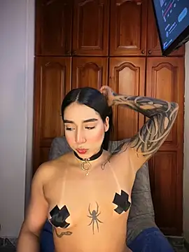 KaditaNavarro online show from April 2, 2026, 1:25 am