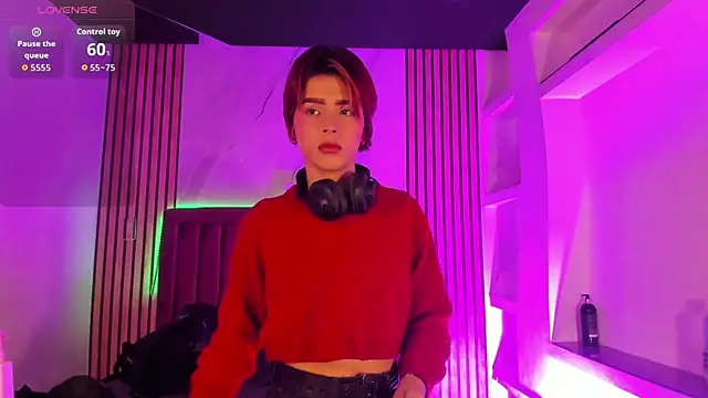 DannysaStar online show from September 17, 2025, 7:37 pm