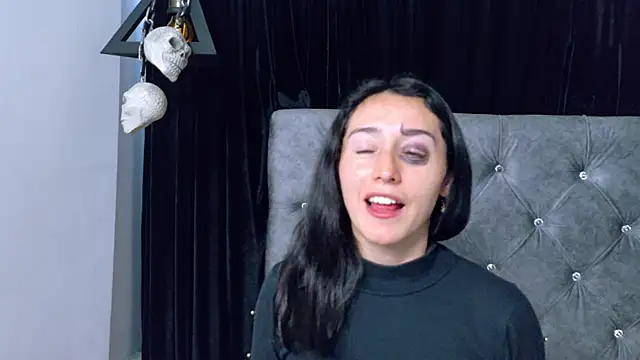 Ginevra esposito online show from October 24, 2025, 1:07 pm