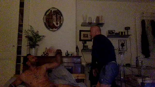 Snapshot of JF69100 chatting on August 7, 2026, 9:39 pm JF69100 online show from August 7, 2026, 9:39 pm