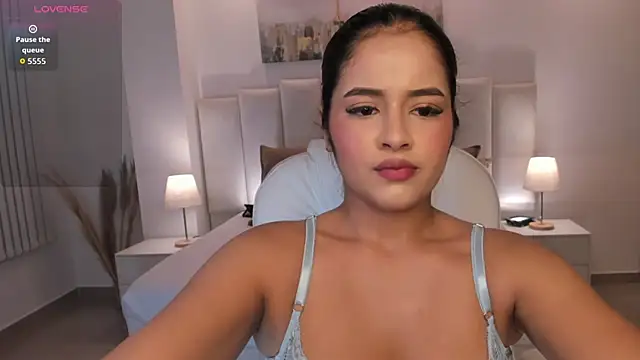 Viictoria jones online show from February 19, 2026, 10:55 am