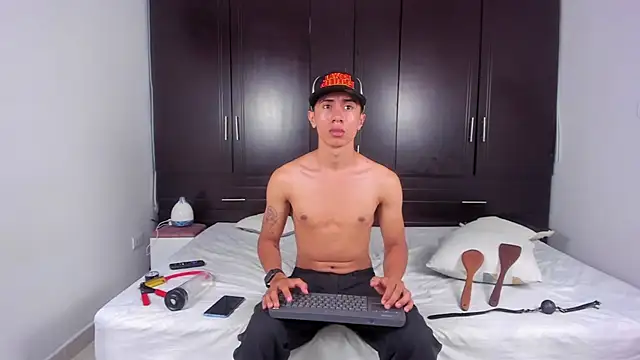 zadders yb online show from September 18, 2025, 4:14 am