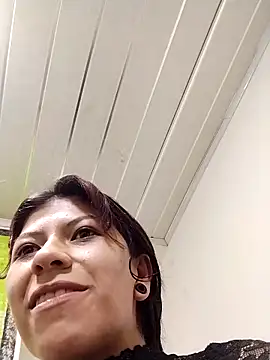 Raven Rouge  online show from March 28, 2026, 6:29 pm