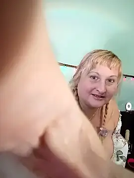 XHelenaX90 online show from September 24, 2025, 9:01 am