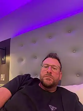 bilf1978 online show from February 23, 2026, 2:03 pm