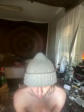 XanderOzzz online show from September 9, 2025, 2:27 pm