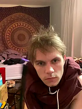 XanderOzzz online show from October 31, 2025, 11:11 am