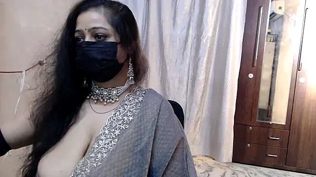 Snapshot of sexy_indianboobs chatting on May 1, 2026, 11:48 am sexy indianboobs online show from May 1, 2026, 11:48 am