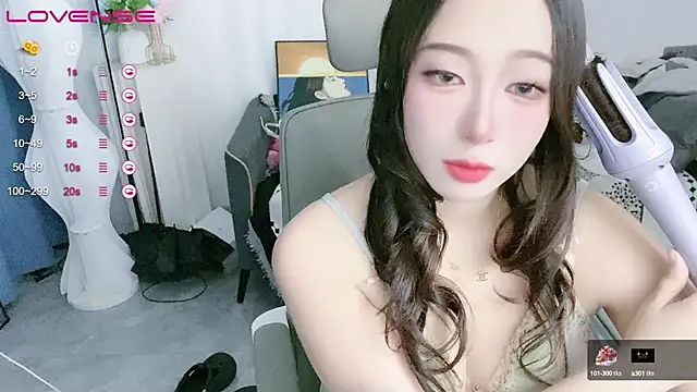 A SR 001 online show from September 27, 2025, 1:05 pm