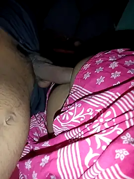 hot manishacpl online show from September 17, 2025, 6:09 pm