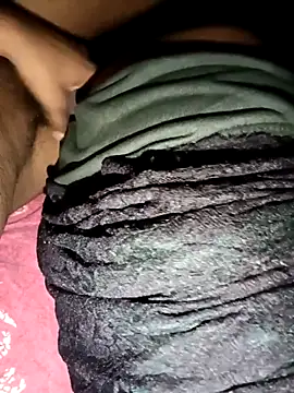 hot manishacpl online show from September 25, 2025, 11:41 pm