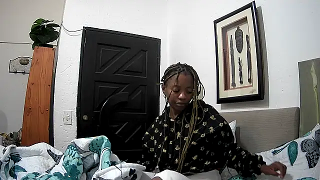 CandyNaynay online show from September 26, 2025, 8:46 pm