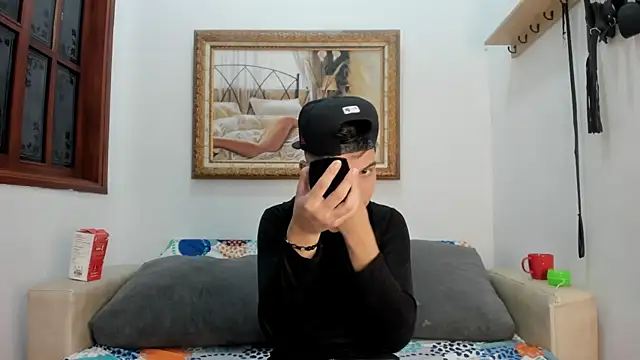 Felipe Cold online show from December 4, 2025, 1:59 am