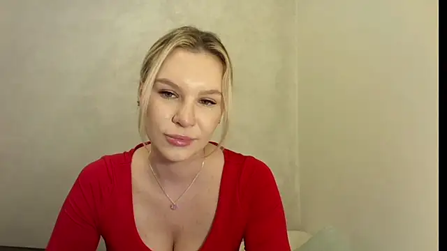 SadieBrilliance online show from September 30, 2025, 6:13 pm