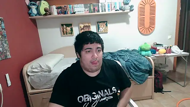 Snapshot of Martigato3 chatting on April 28, 2026, 12:31 am Martigato3 online show from April 28, 2026, 12:31 am