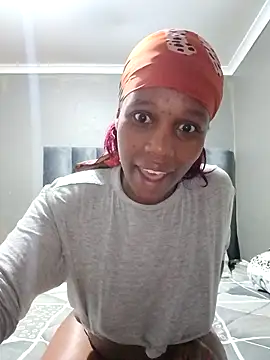 ExoticCandyx online show from April 15, 2026, 1:23 am