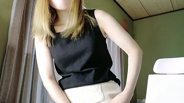 Snapshot of miyu0002 chatting on September 29, 2025, 3:44 am miyu0002 online show from September 29, 2025, 3:44 am