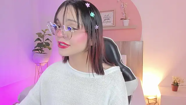 Snapshot of Clara_Luu chatting on June 3, 2026, 2:25 am Clara Luu online show from June 3, 2026, 2:25 am