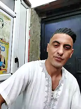 Snapshot of Mahdidido45 chatting on June 24, 2026, 8:08 pm Mahdidido45 online show from June 24, 2026, 8:08 pm
