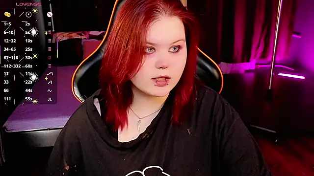 fillisfox  online show from February 27, 2026, 10:48 am