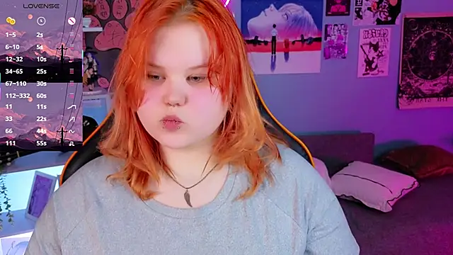 fillisfox  online show from May 1, 2026, 11:04 am