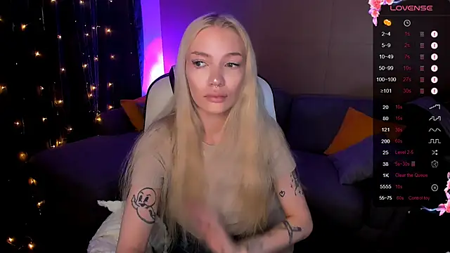 AnyaTaylor  online show from November 21, 2025, 2:54 am