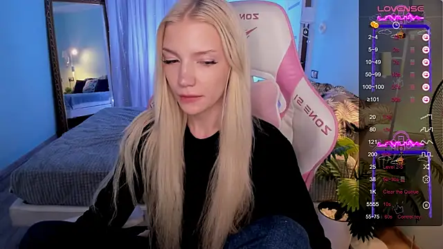 Snapshot of AnyaTaylor_ chatting on May 29, 2026, 1:58 am AnyaTaylor online show from May 29, 2026, 1:58 am