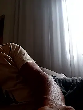 Snapshot of Binhocrs chatting on September 30, 2025, 5:07 pm Binhocrs online show from September 30, 2025, 5:07 pm