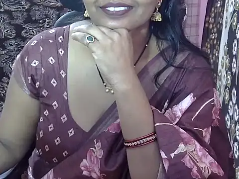 Snapshot of sharda35 chatting on November 27, 2025, 10:06 am sharda35 online show from November 27, 2025, 10:06 am