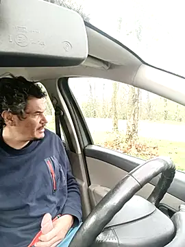 twitshe online show from November 2, 2025, 12:51 pm