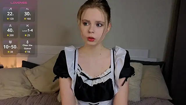 JulietteRain online show from March 28, 2026, 6:07 pm