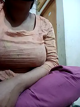 jenyfer709 online show from December 5, 2025, 2:20 am