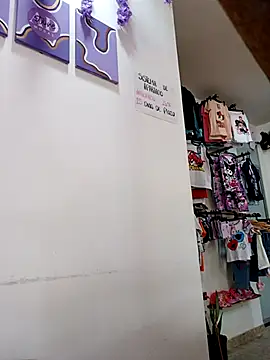 burbuja02 online show from October 29, 2025, 2:30 pm