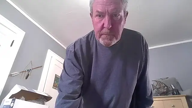 Sexyjennyxh online show from March 3, 2026, 7:42 pm