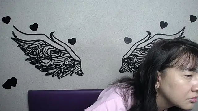 SelenaFly online show from September 10, 2025, 5:07 am