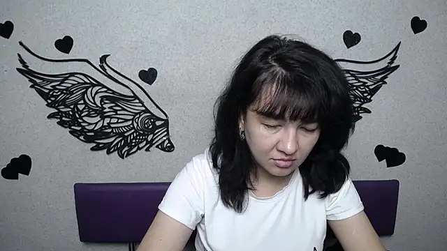 SelenaFly online show from September 16, 2025, 5:30 am