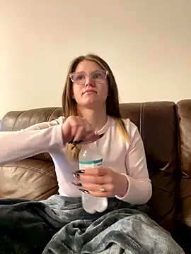 Riley ray69 online show from October 28, 2025, 4:42 pm