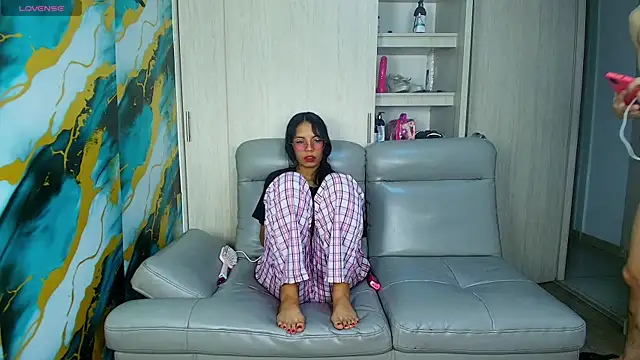 Snapshot of Something_pork4 chatting on November 16, 2025, 2:28 am Something pork4 online show from November 16, 2025, 2:28 am