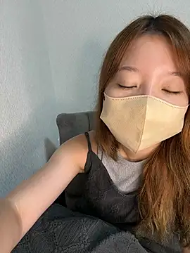 yuuhichan online show from October 13, 2025, 3:45 pm