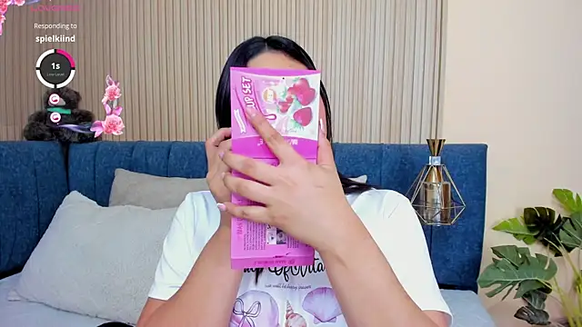 angel ponce online show from November 23, 2025, 12:16 pm