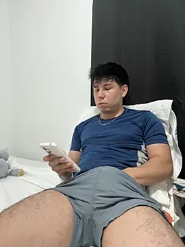 Axel es online show from February 1, 2026, 8:18 pm