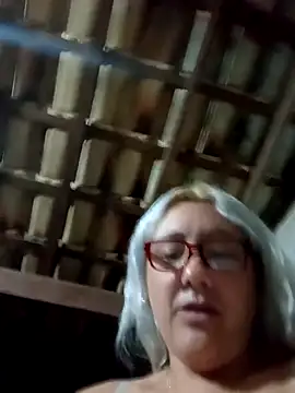 Snapshot of Samantha6767x chatting on April 2, 2026, 6:22 am Samantha6767x online show from April 2, 2026, 6:22 am