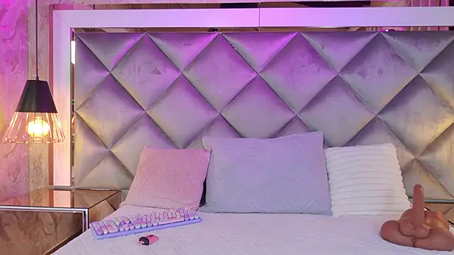 gemma sm online show from December 16, 2025, 3:11 am