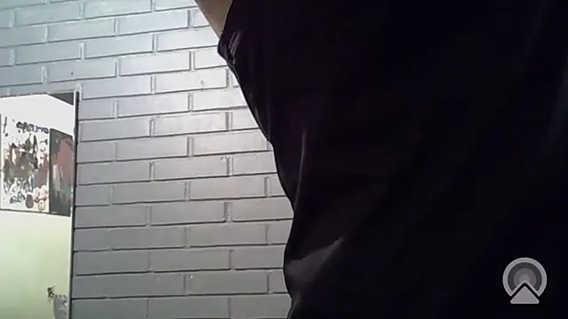 feeelipe2007 online show from April 22, 2026, 3:09 am