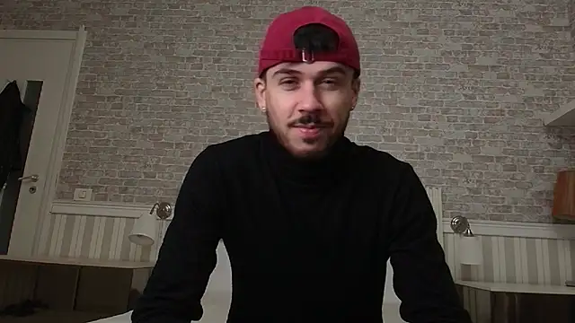 JonahShaw online show from October 21, 2025, 4:24 am