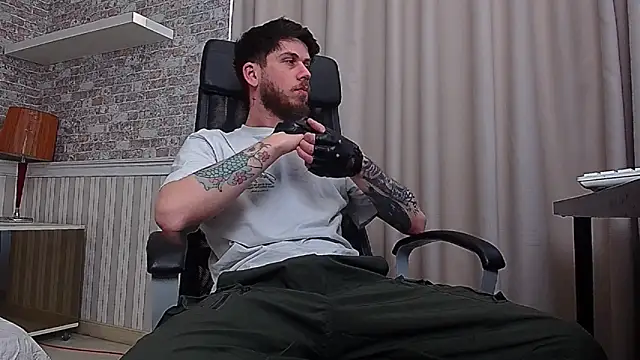 JonahShaw online show from March 17, 2026, 5:11 am