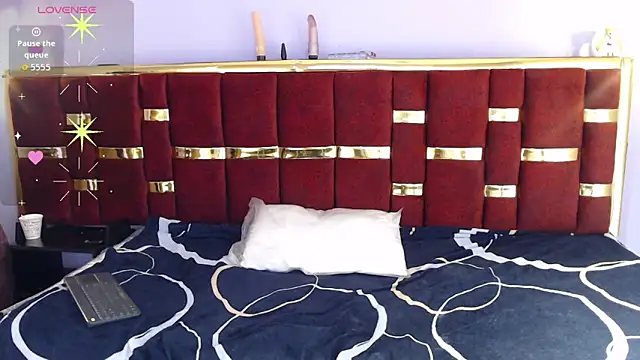 shantall 05 online show from October 22, 2025, 8:30 pm